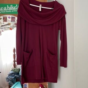 Maroon off shoulder dress. Buttons on back front pockets . Never worn